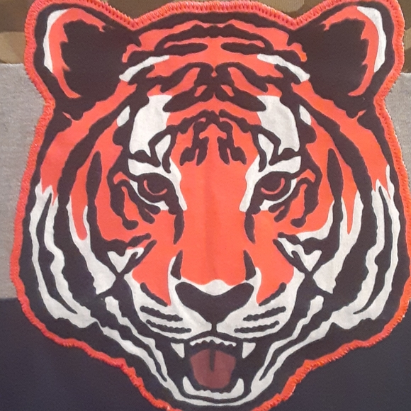 Color block boys long sleeve shirt - Picture 2 of 3